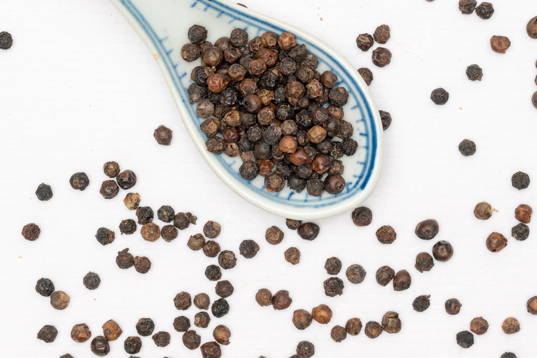 Aminas Whole Black Pepper