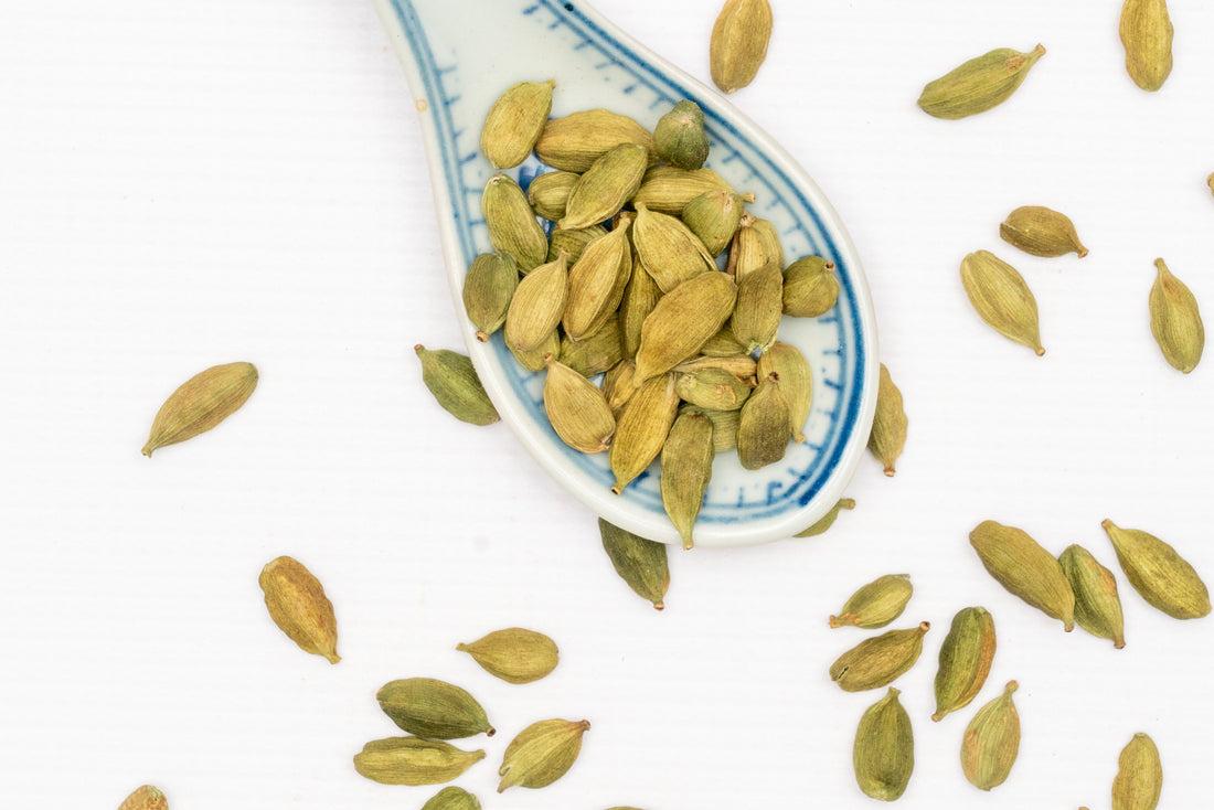 Aminas Whole Green Elachi (Cardamom)